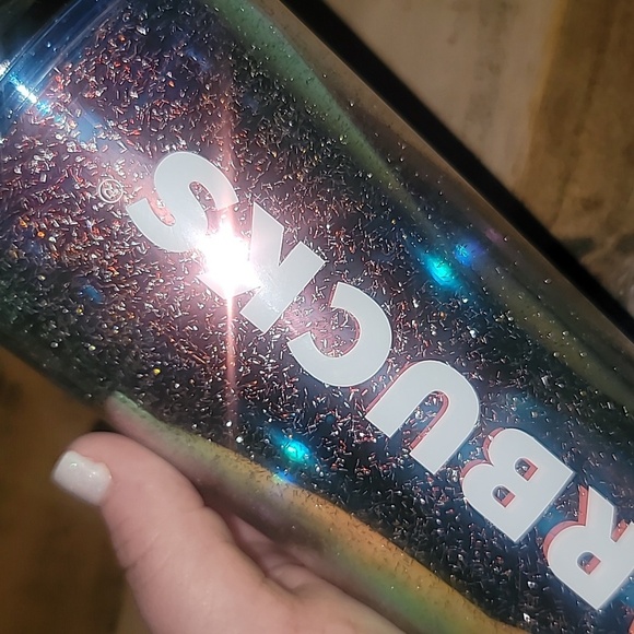 Starbucks Holiday 2023 Glitter & Metallic Dome Lid Venti Tumbler 24 oz - Picture 8 of 8